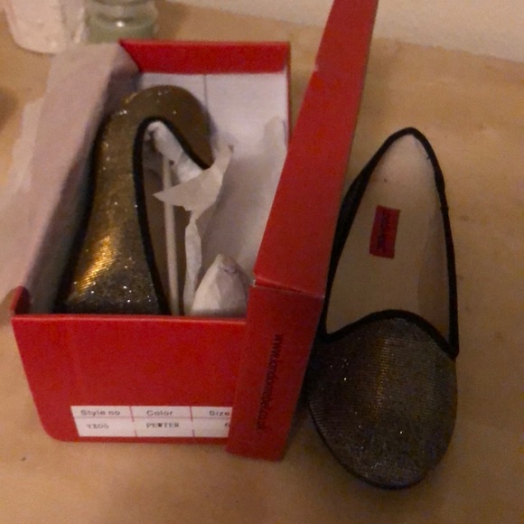 BTW London Rebel Metallic Sparkly Flats from ASOS - Picture 4 of 4